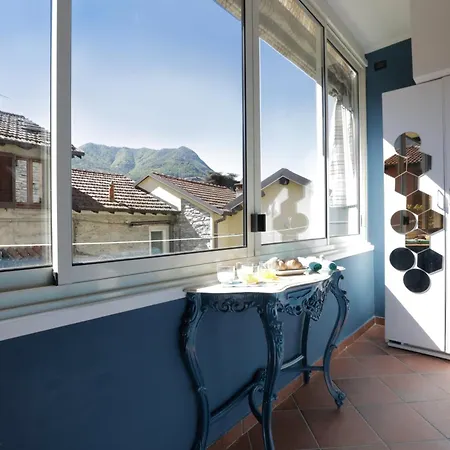 Apartmán In The Historic Village - Riva 10